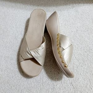New Cole Haan Jorah Leather Slide Gold Sandal Sz 9